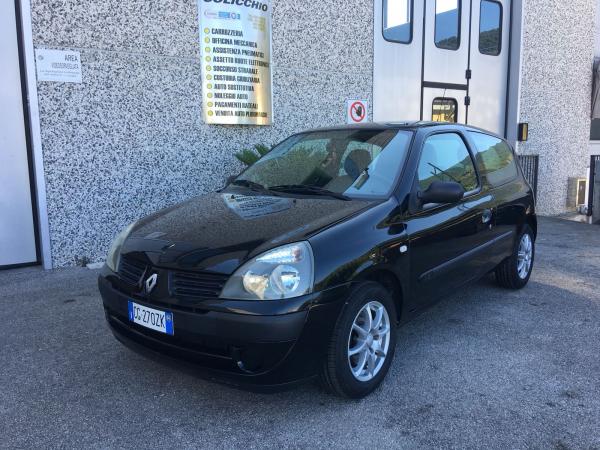 Renault - Clio